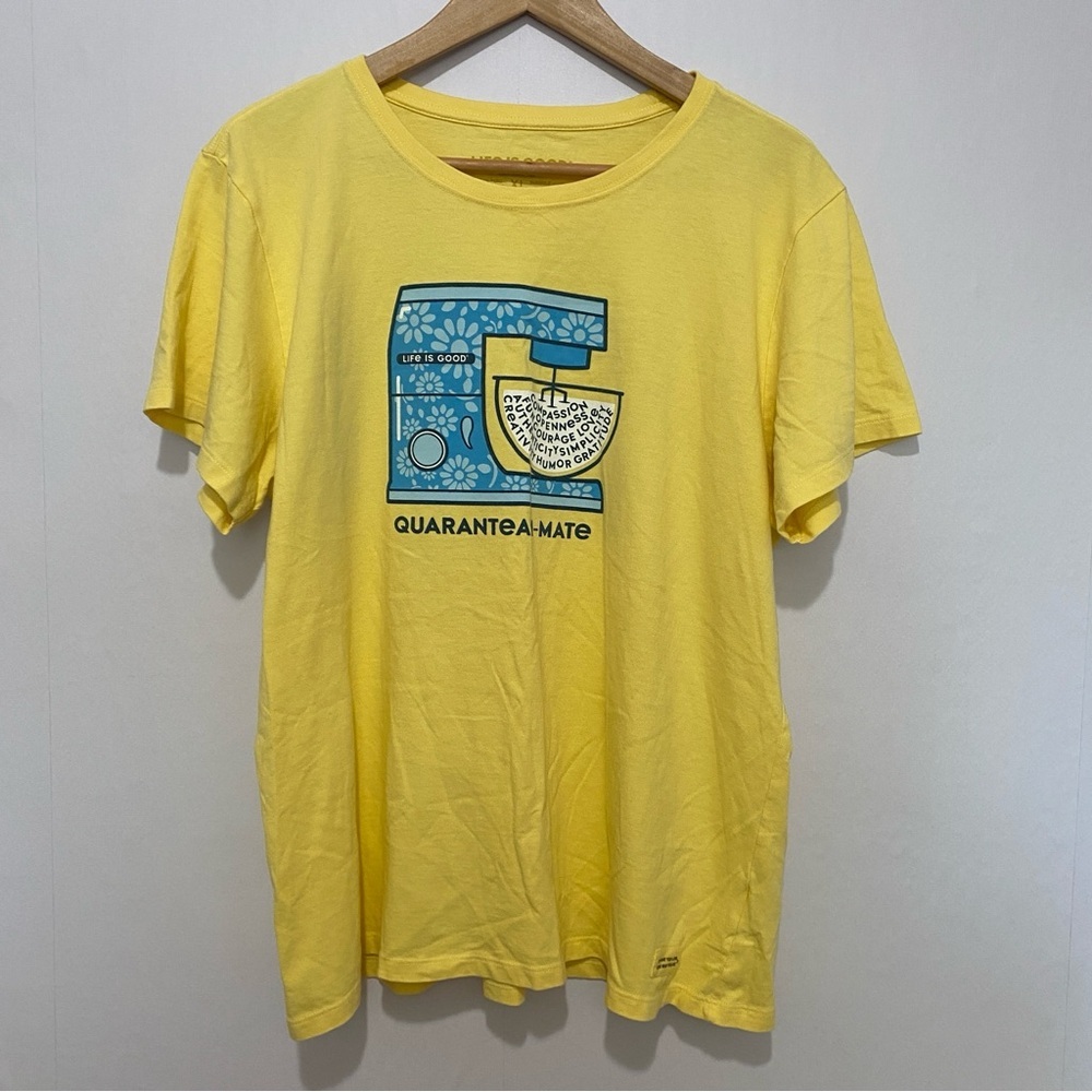 Life is‎ Good Tee Shirt XL Yellow Cotton Printed Tee Casual Everyday Wear